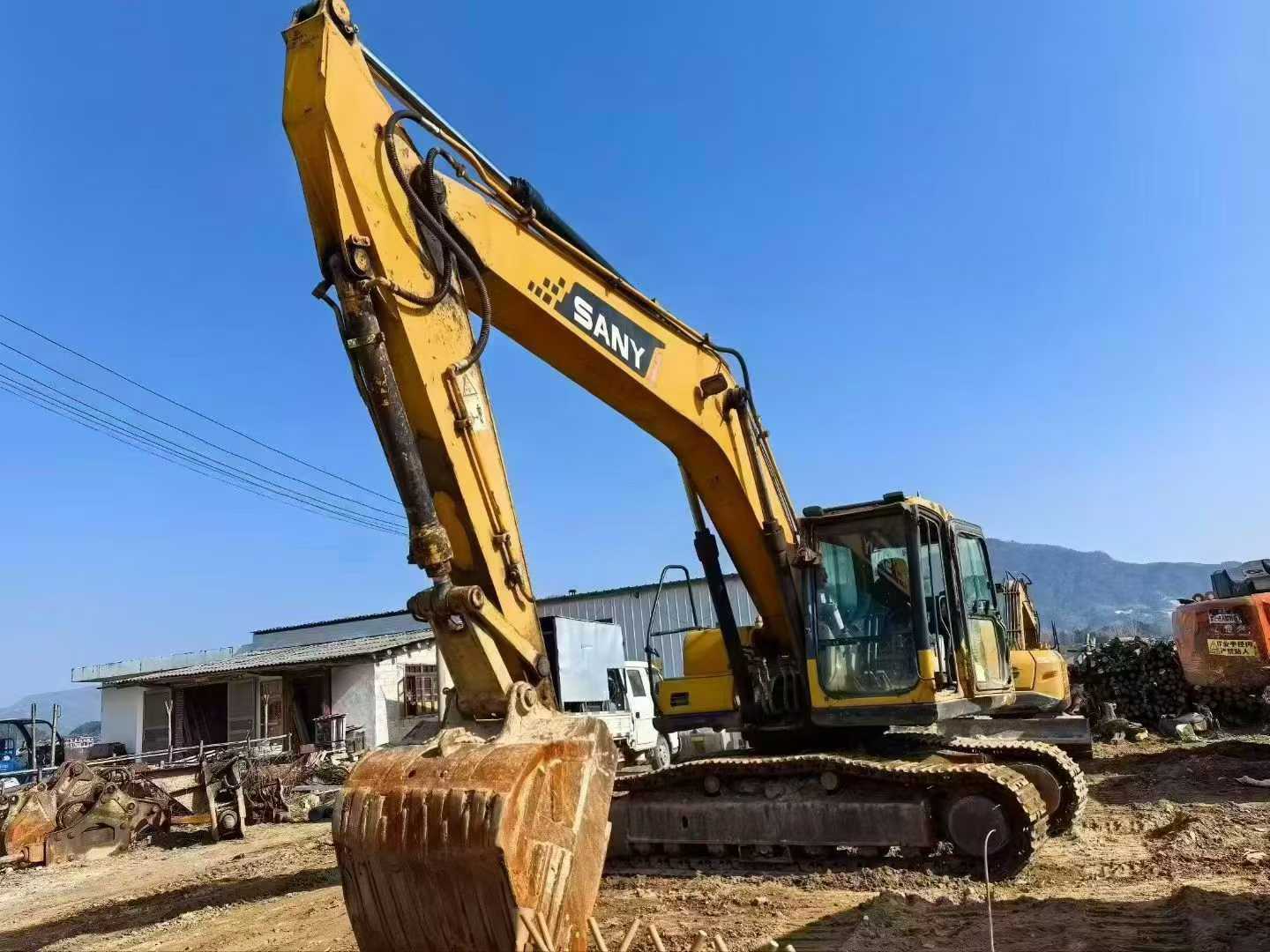 Used Sany SY205 DPC Excavator 2012 Model / 2