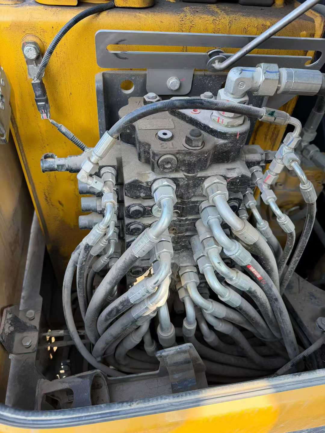 Used XCMG XE60 Excavator 2024 Model / 7