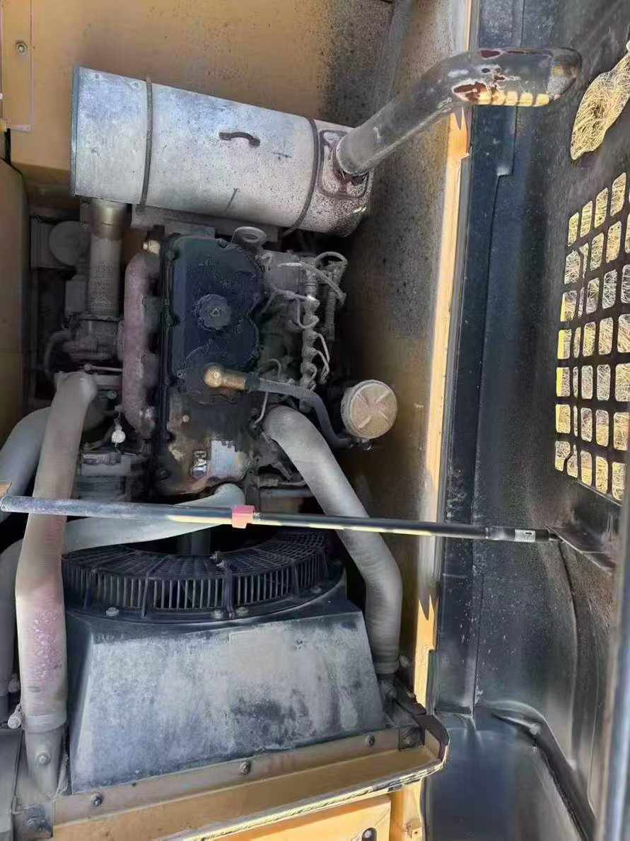 Used Caterpillar CT20 Excavator 2021 Model / 5