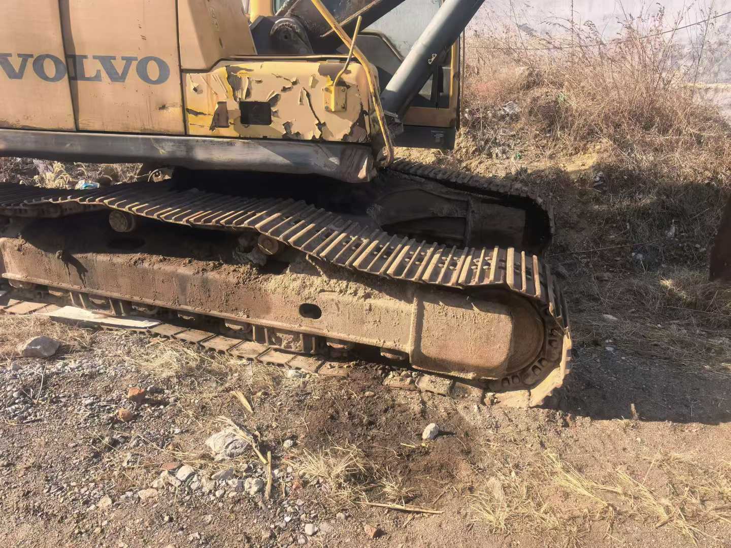 Used Volvo EC240 Excavator 2013 Model / 3