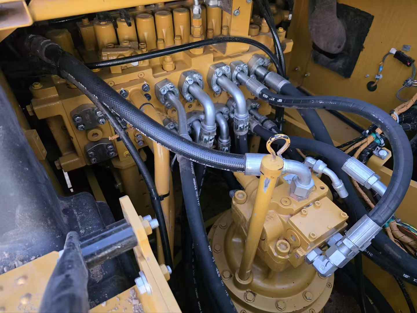 Used Caterpillar 323 Excavator 2020 Model / 6