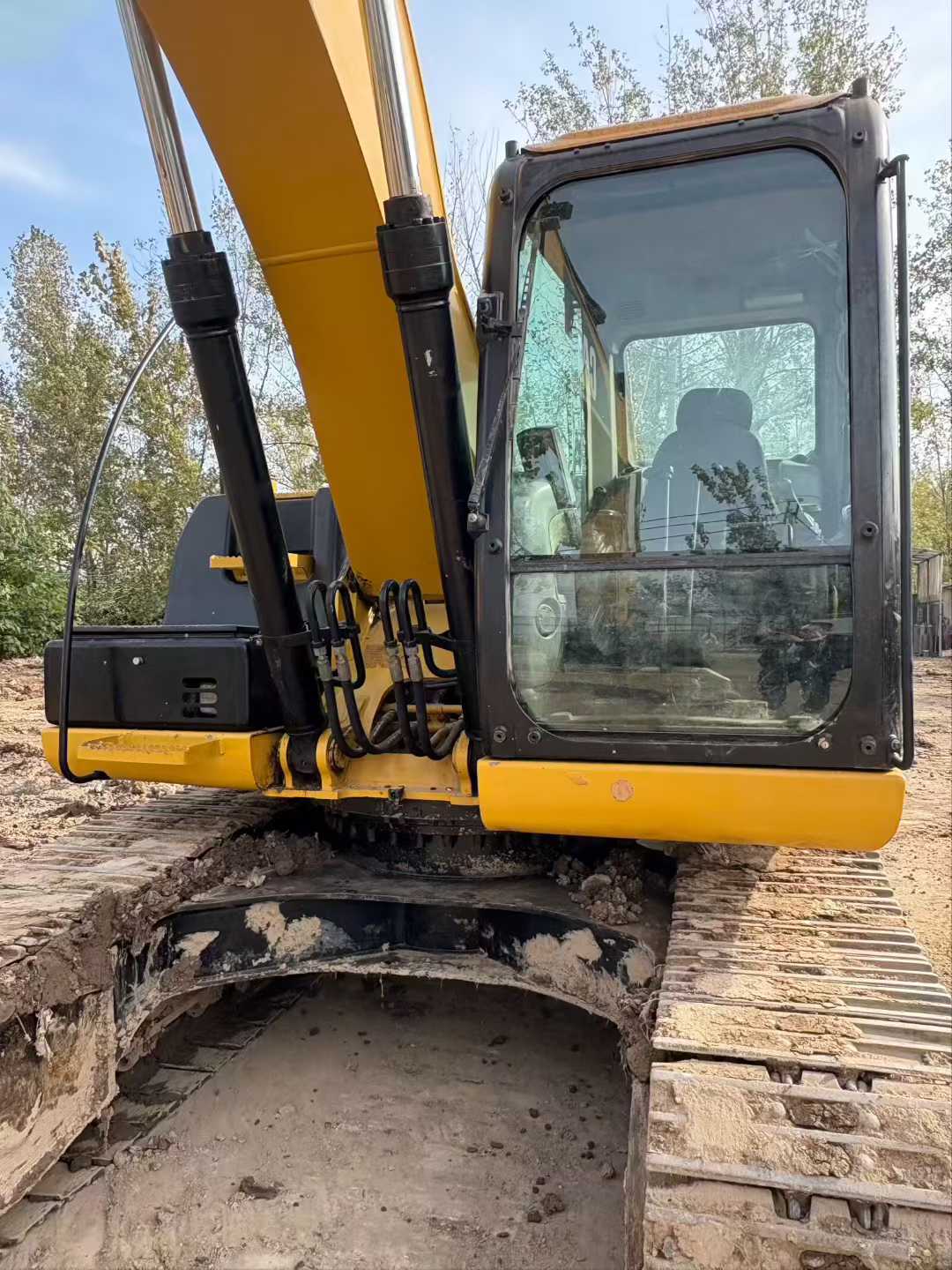 Used Caterpillar 320D Excavator 2016 Model / 5