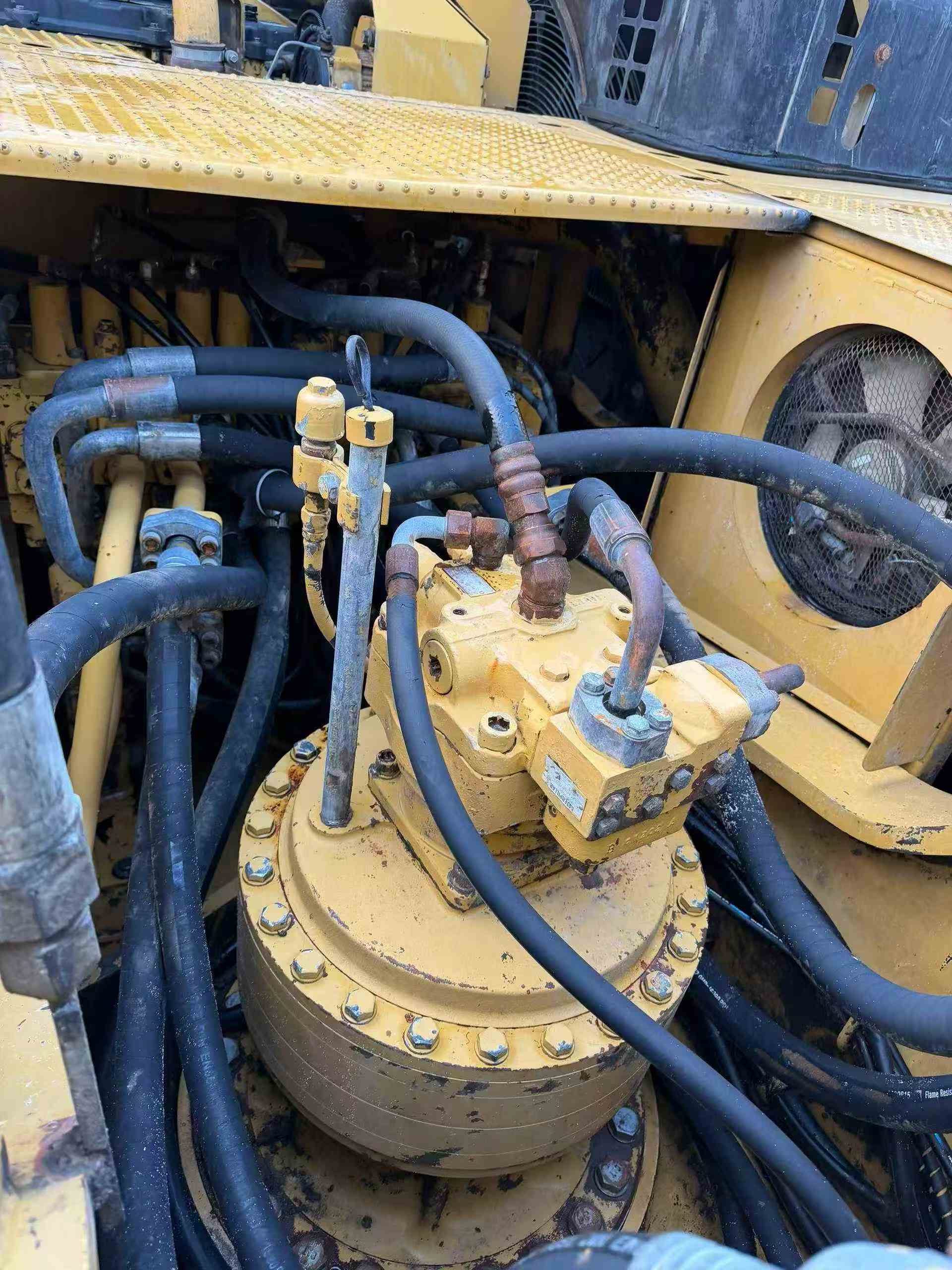 Used Caterpillar 336DL Excavator 2016 Model / 4