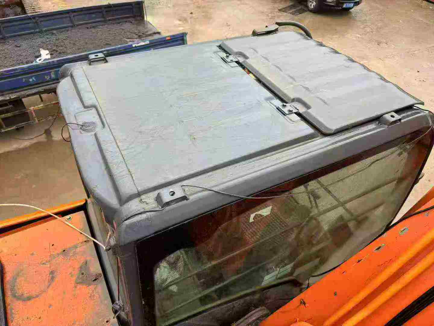 Used Hitachi ZAXIS200 Excavator 2010 Model / 5