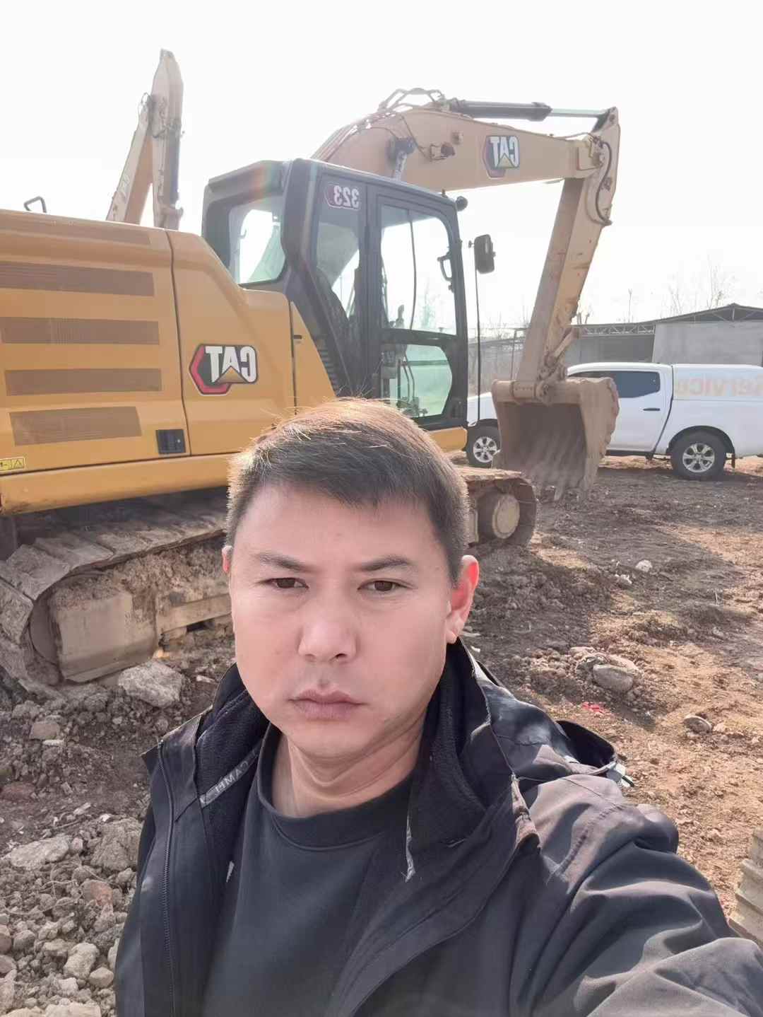 Used Caterpillar 323 Excavator 2020 Model / 4