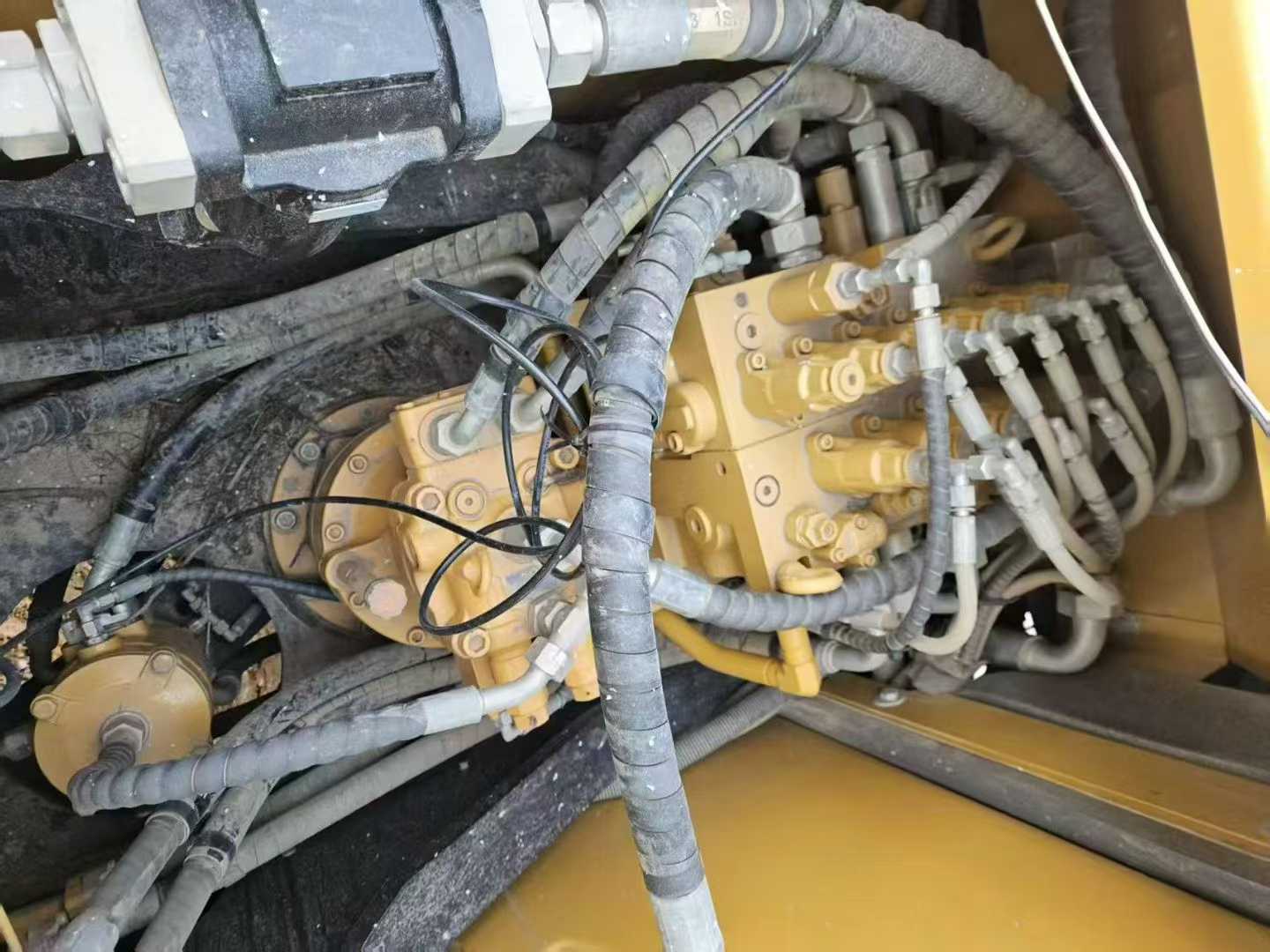 Used Sany SY135 Excavator 2021 Model / 4