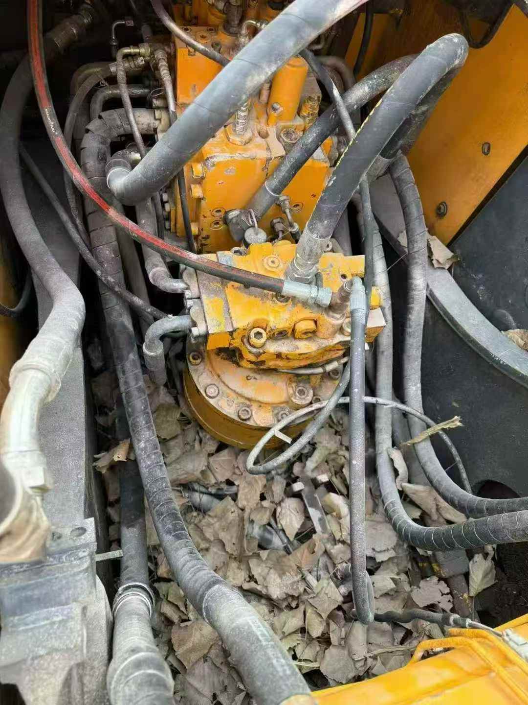 Used Hyundai R215-7 Excavator 2014 Model / 6