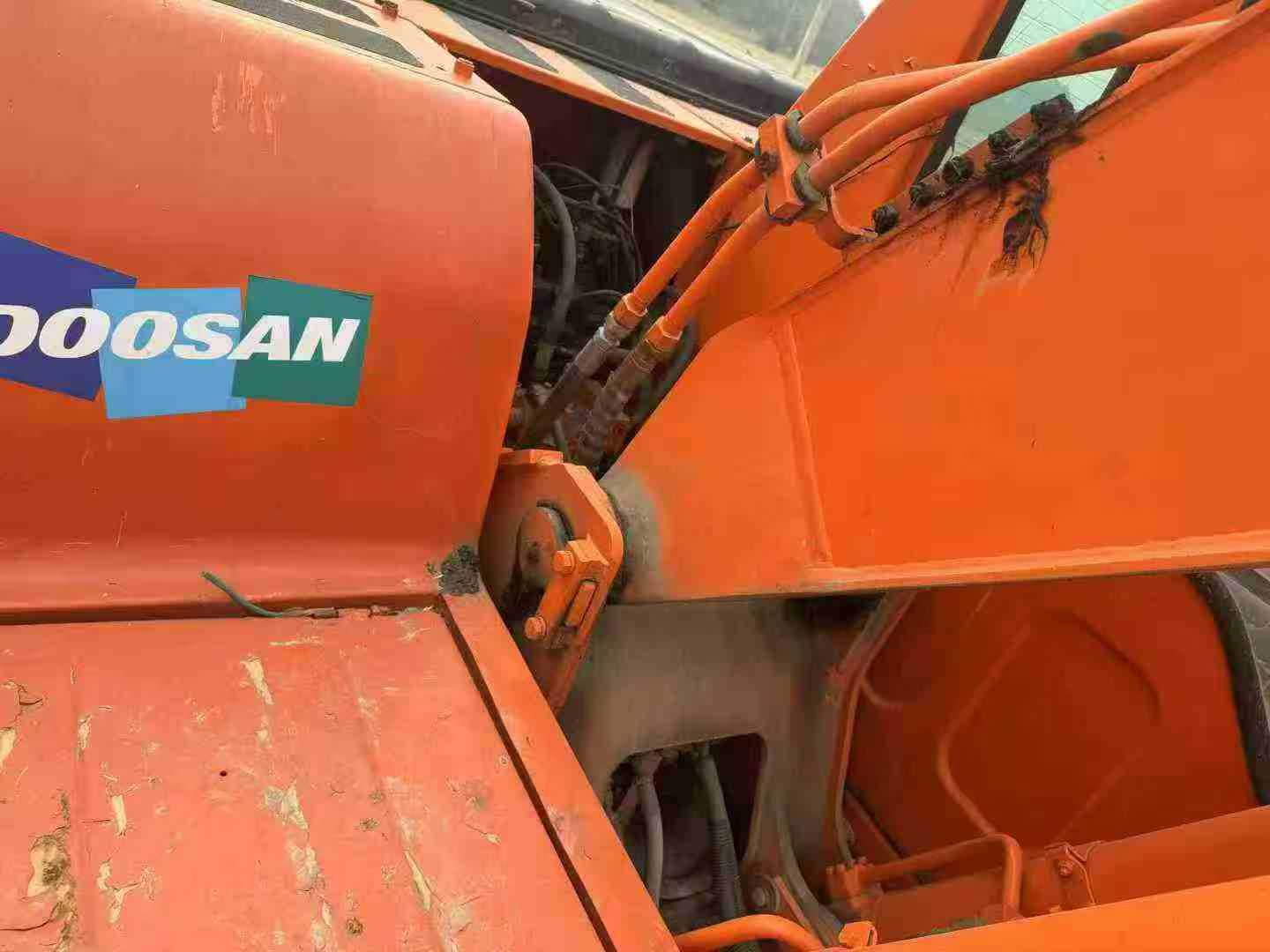 Used Doosan DX15 Excavator 2016 Model / 8