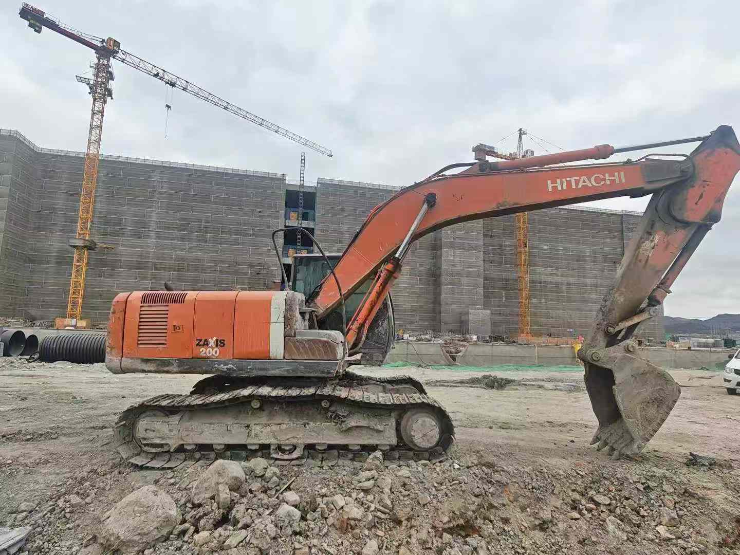 Used Hitachi ZAXIS200 Excavator 2016 Model / 7