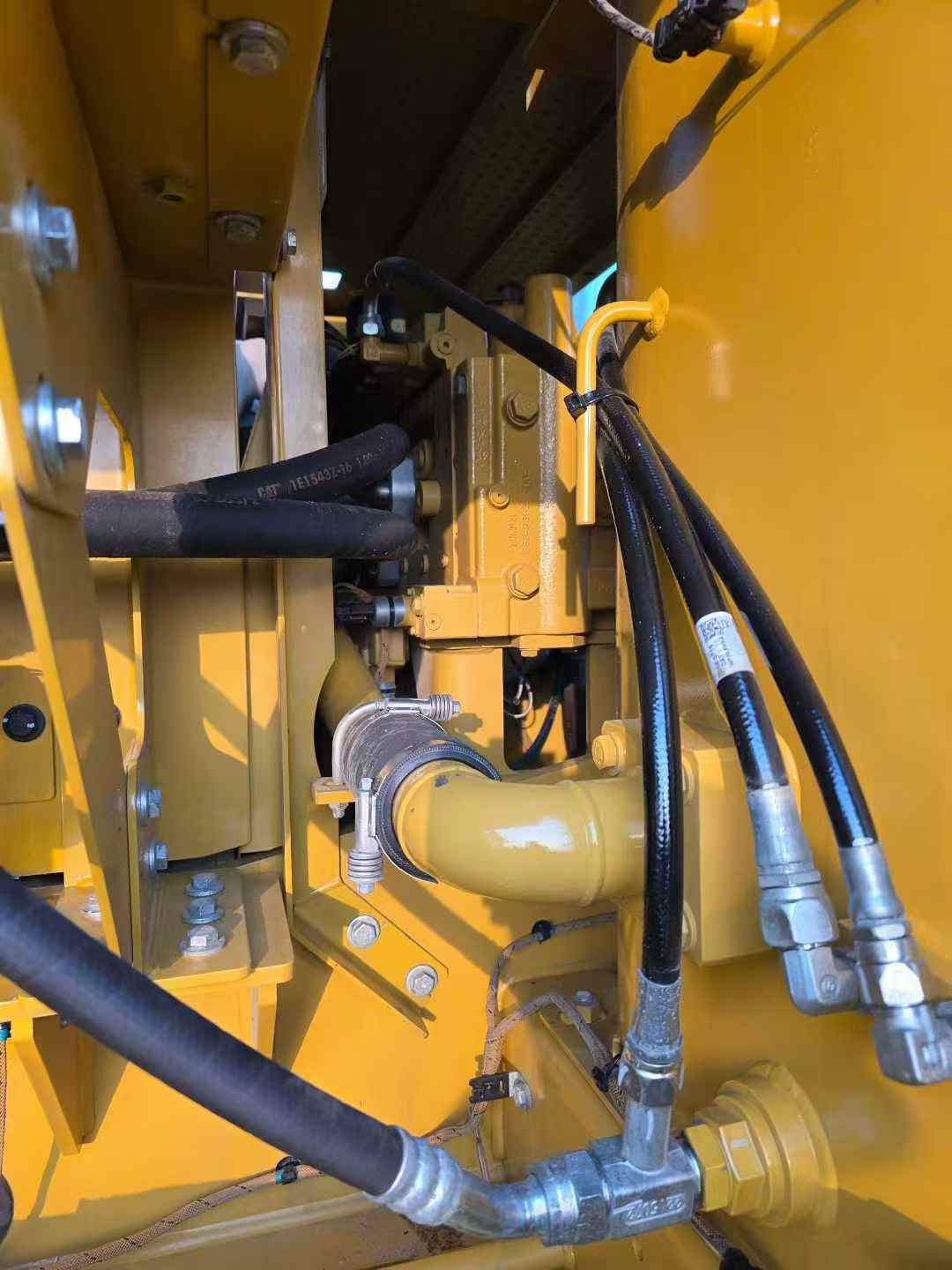 Used Caterpillar 323 Excavator 2023 Model / 8