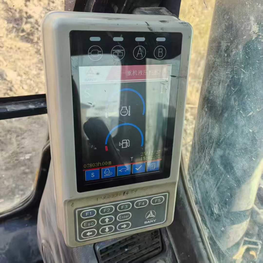 Used Sany SY215W Excavator 2019 Model / 4