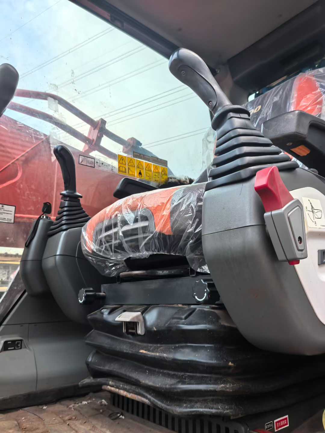 Used Doosan DX60 Excavator 2016 Model / 9