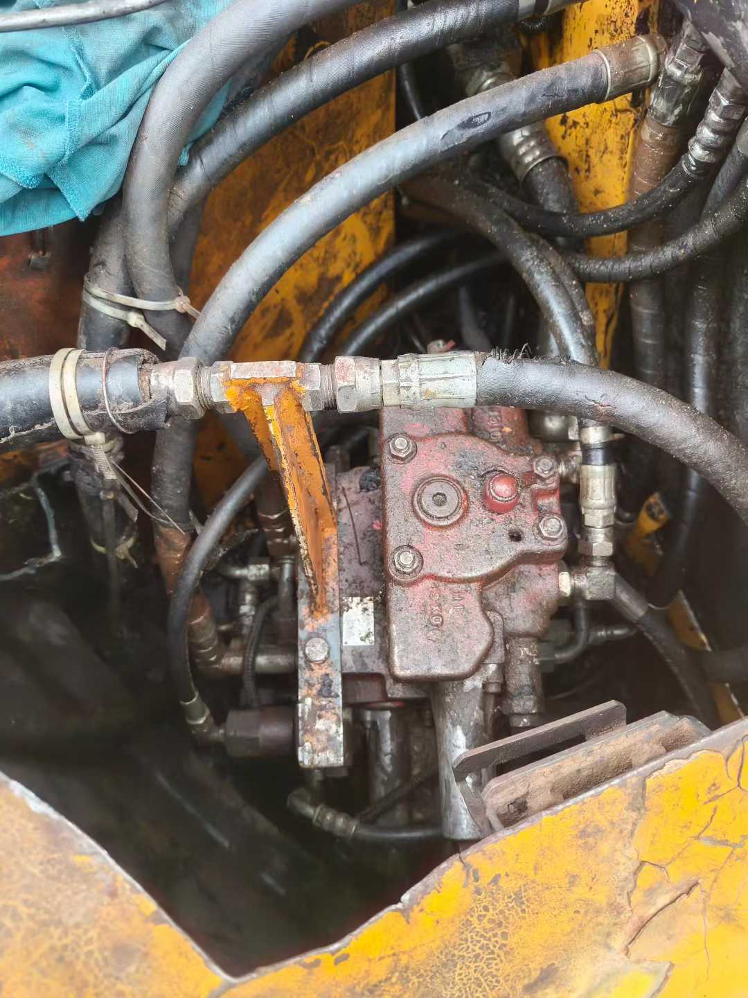 Used Kato HD308US Excavator 2016 Model / 4