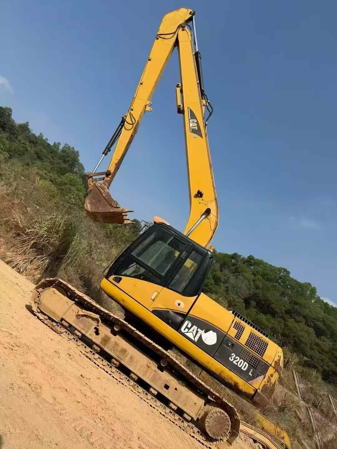 Used Caterpillar 320D Excavator 2016 Model / 2