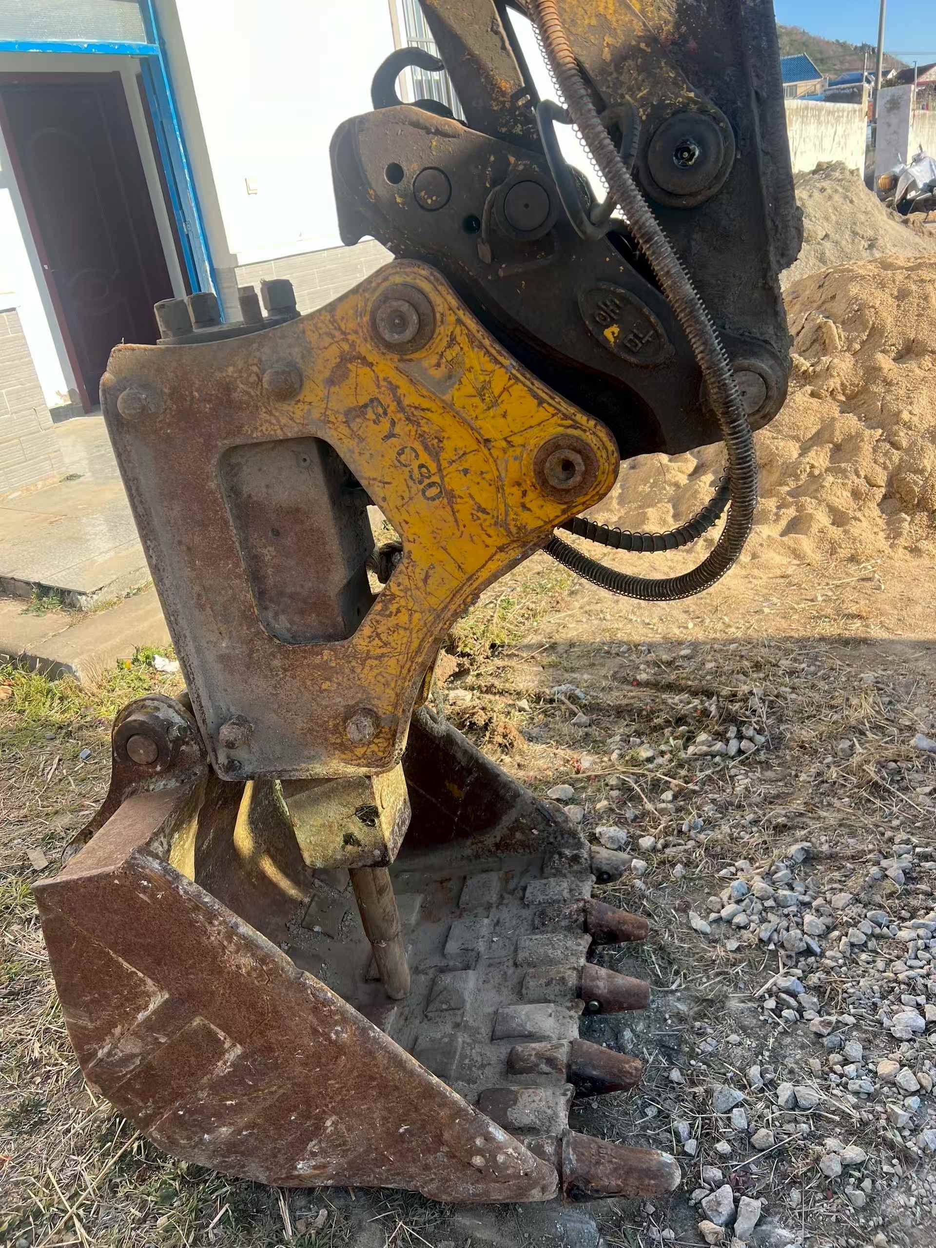 Used Komatsu PC60-7 Excavator 2010 Model / 4