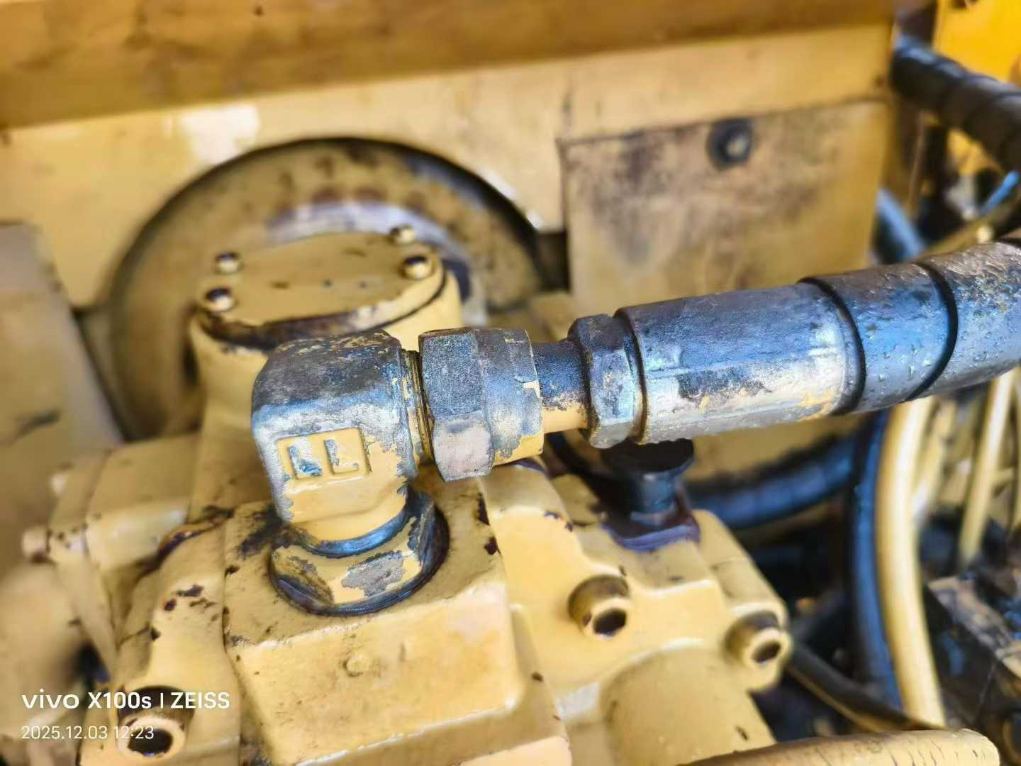 Used Caterpillar E70B Excavator 2016 Model / 8