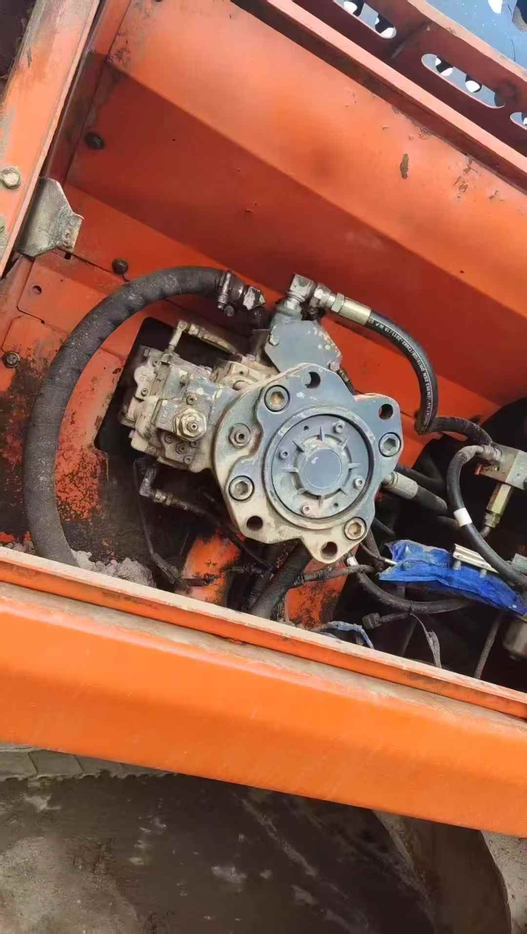 Used Doosan DX15 Excavator 2015 Model / 6