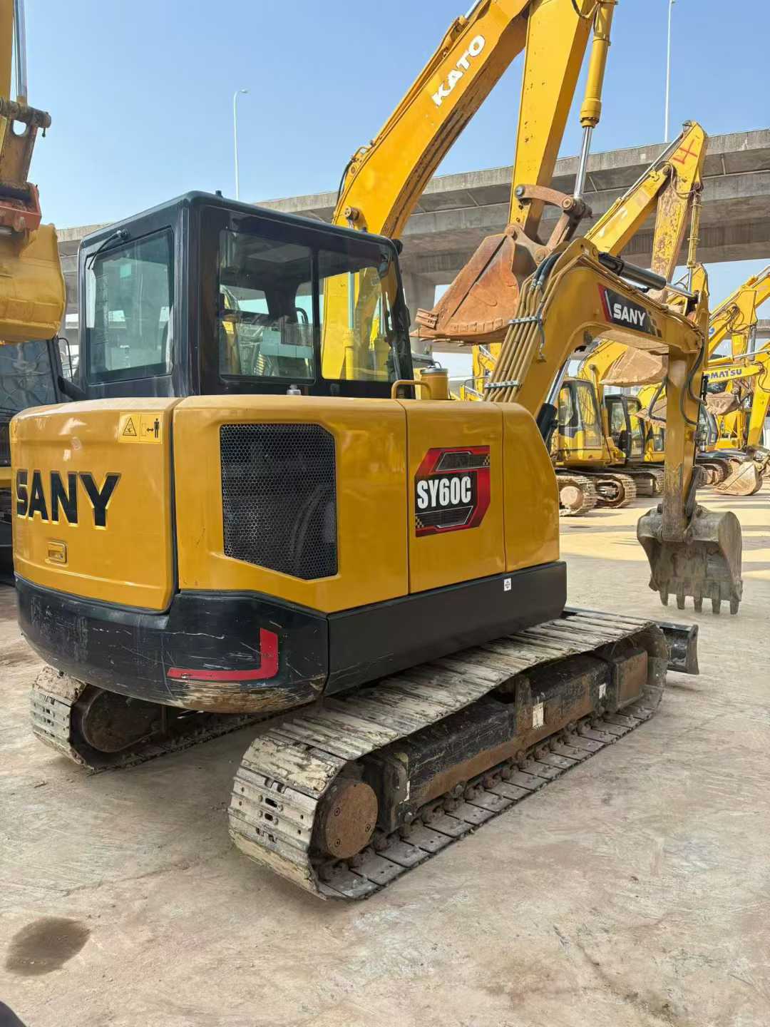 Used Sany SY60 Excavator 2016 Model / 2