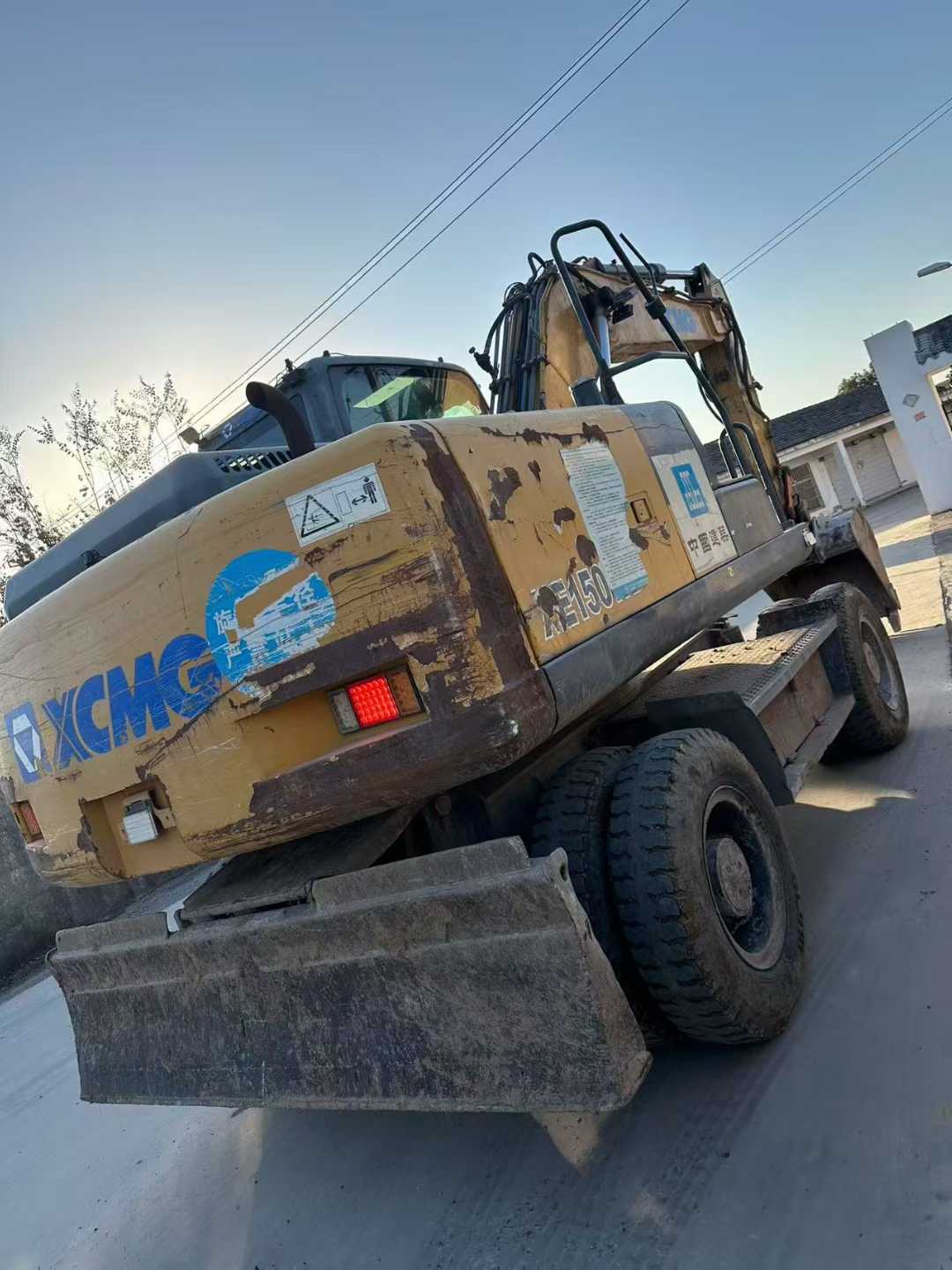 Used XCMG XE150 Excavator 2018 Model / 4