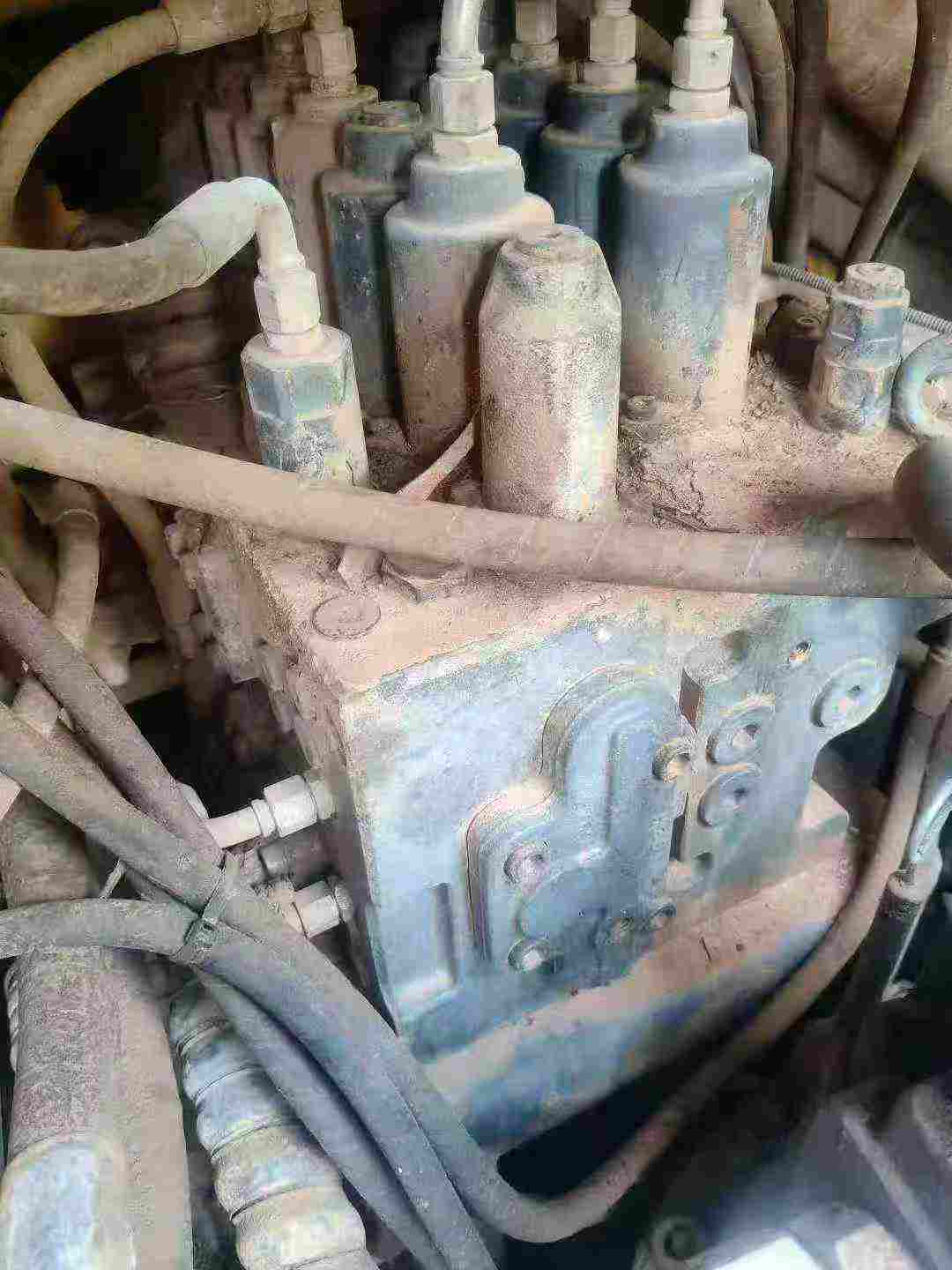 Used XCMG XE215 Excavator 2016 Model / 2