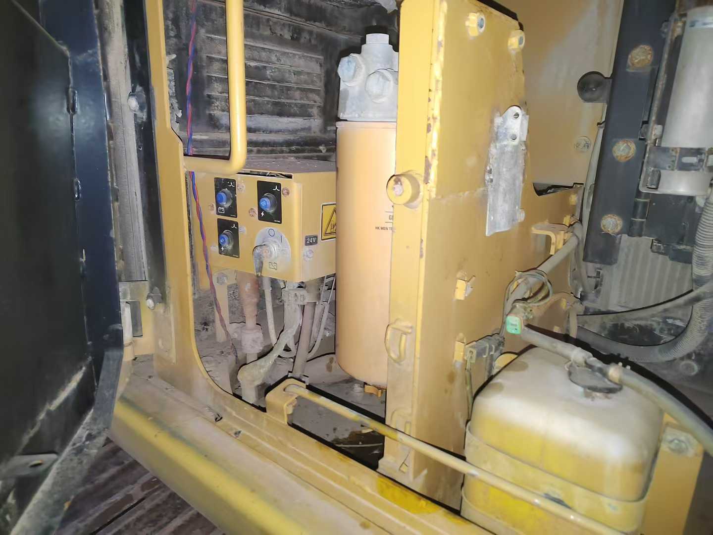 Used Caterpillar CT18 Excavator 2013 Model / 2