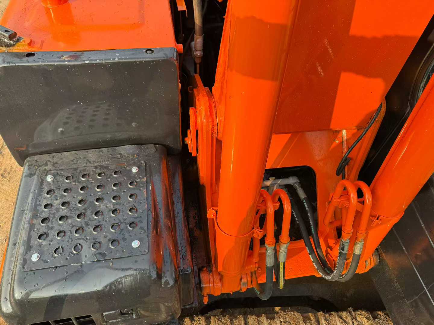 Used Hitachi ZAXIS200 Excavator 2016 Model / 6
