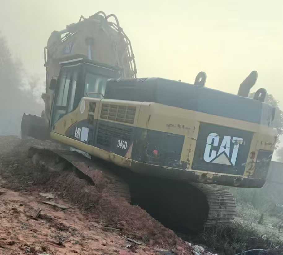 Used Caterpillar CT45 Excavator 2016 Model / 2