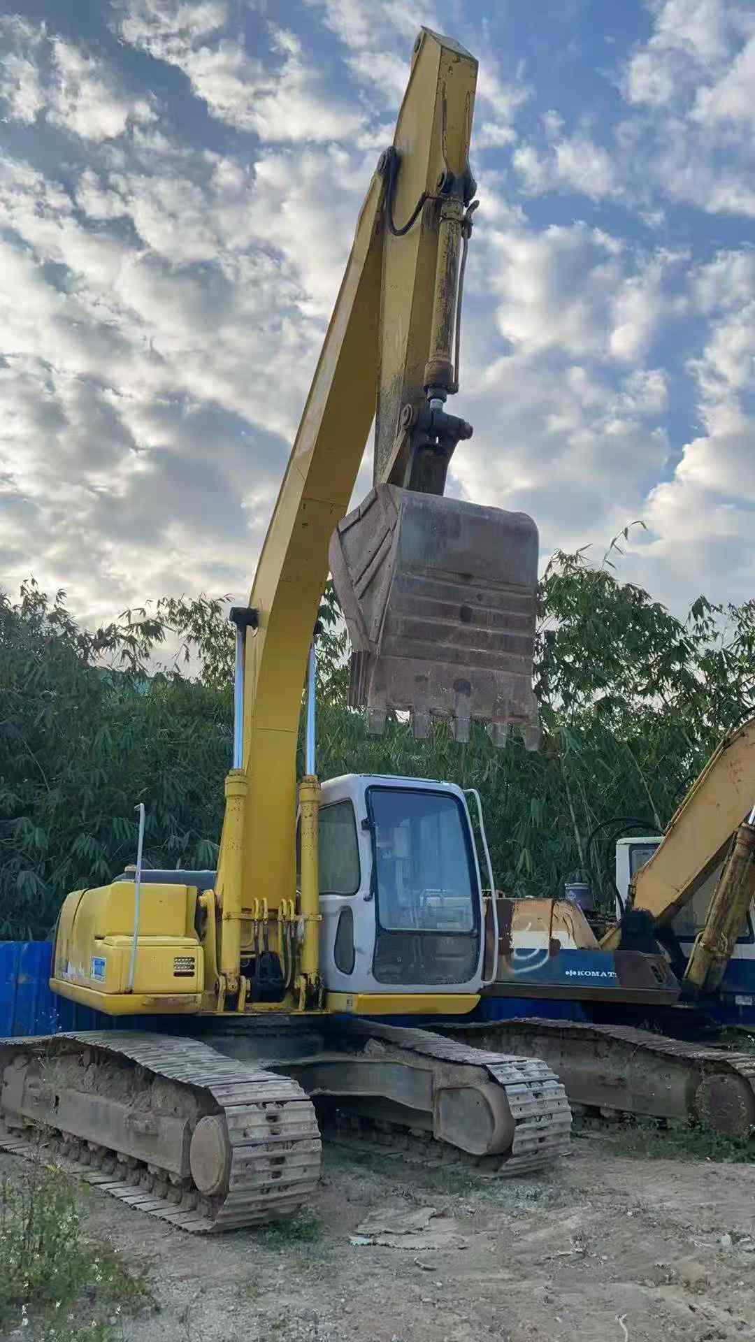 Used Sumitomo SH200A3 Excavator 2016 Model / 2