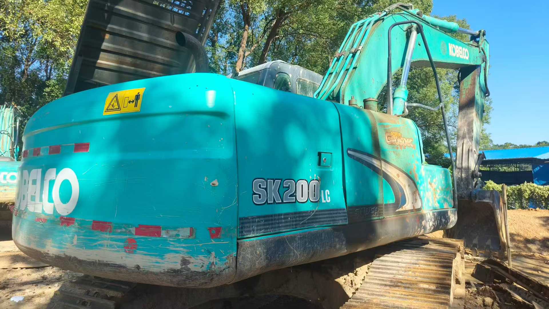 Used 神钢 SK200 Excavator 2016 Model