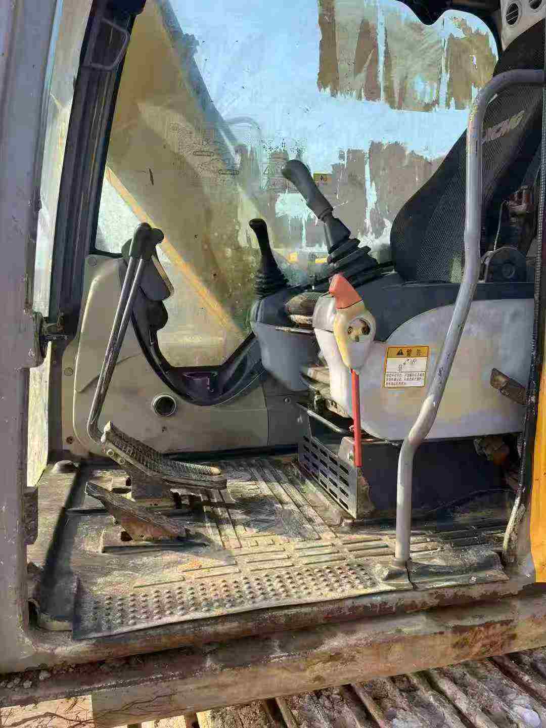 Used XCMG XE150 Excavator 2016 Model / 7