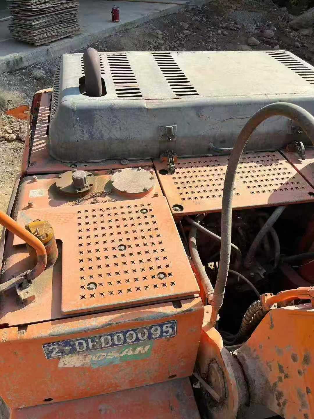 Used Doosan DX15 Excavator 2016 Model / 7