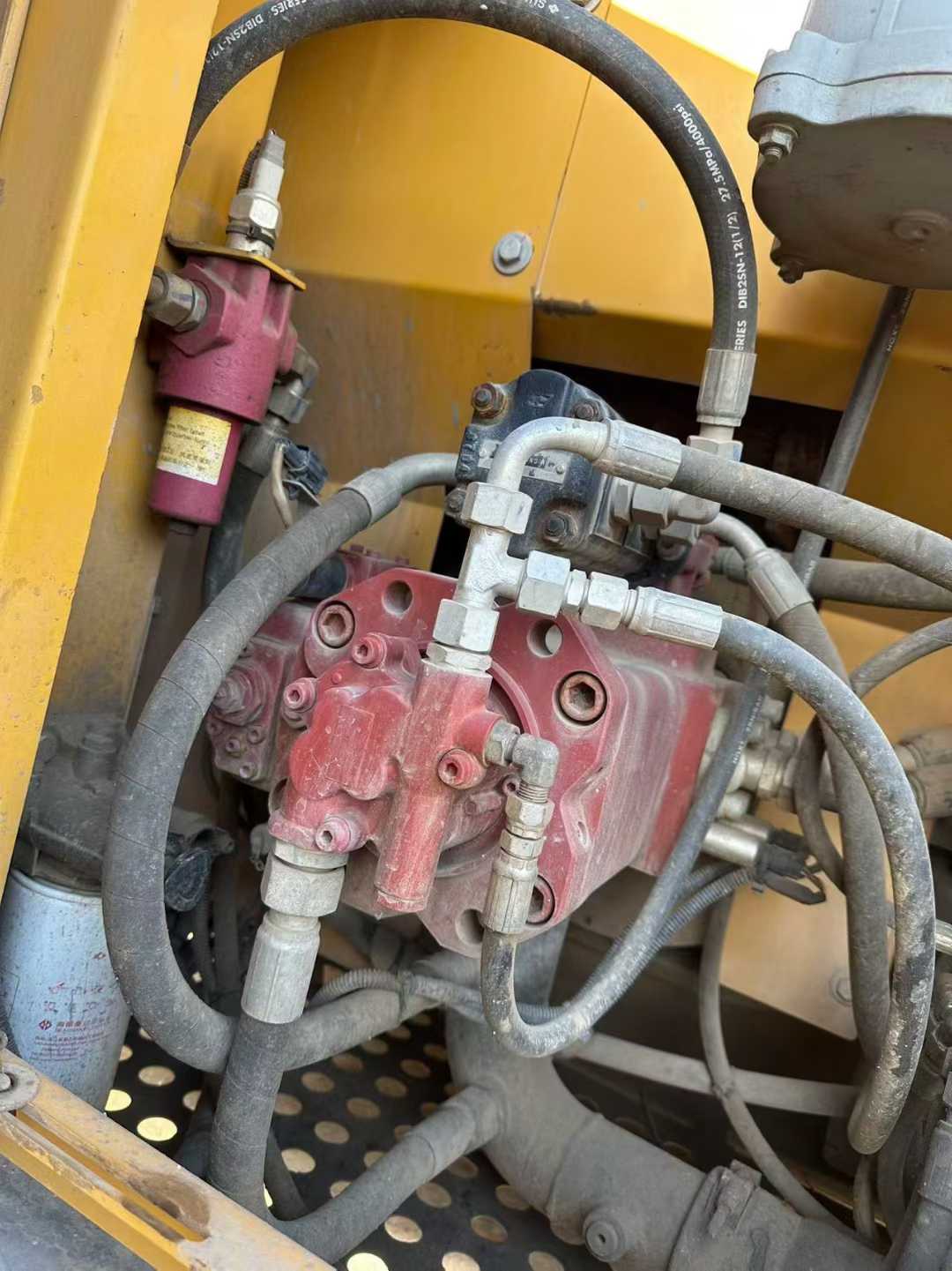 Used XCMG XE150 Excavator 2018 Model / 6