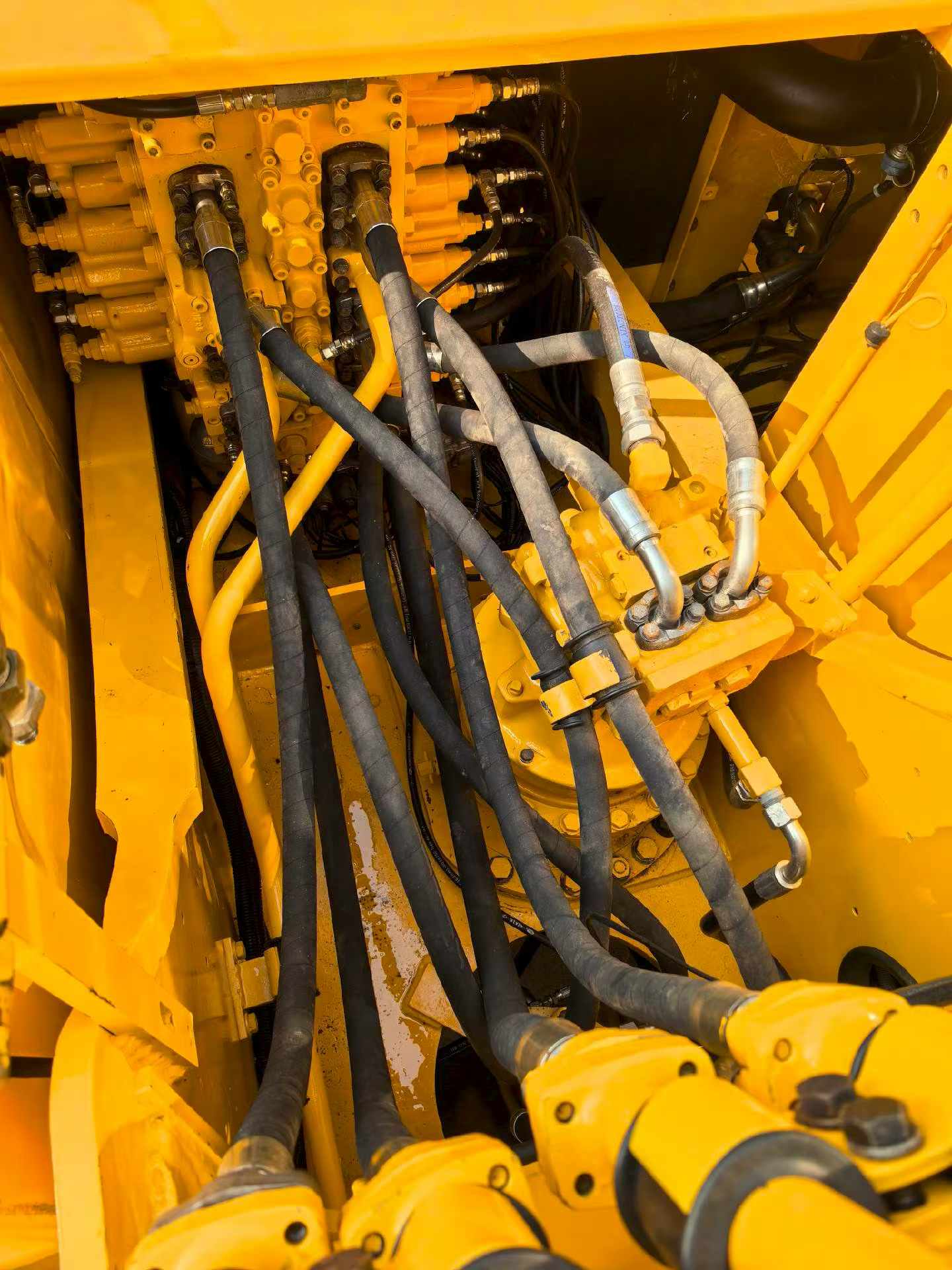 Used Komatsu PW200-7 Excavator 2016 Model / 5