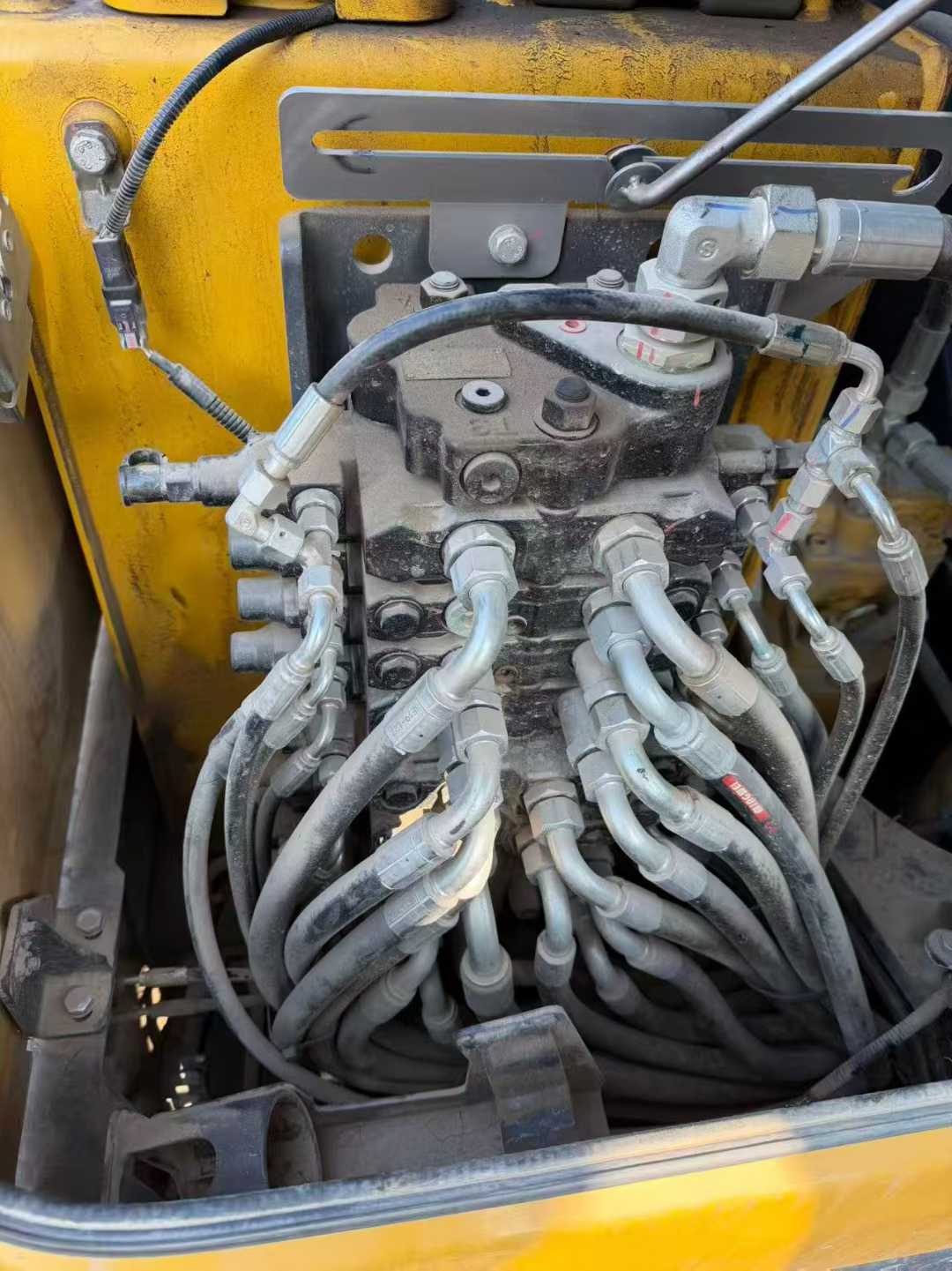 Used XCMG XE60 Excavator 2024 Model / 4