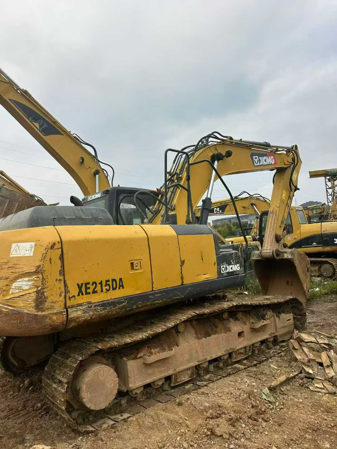 Used XCMG XE215 Excavator 2015 Model / 4