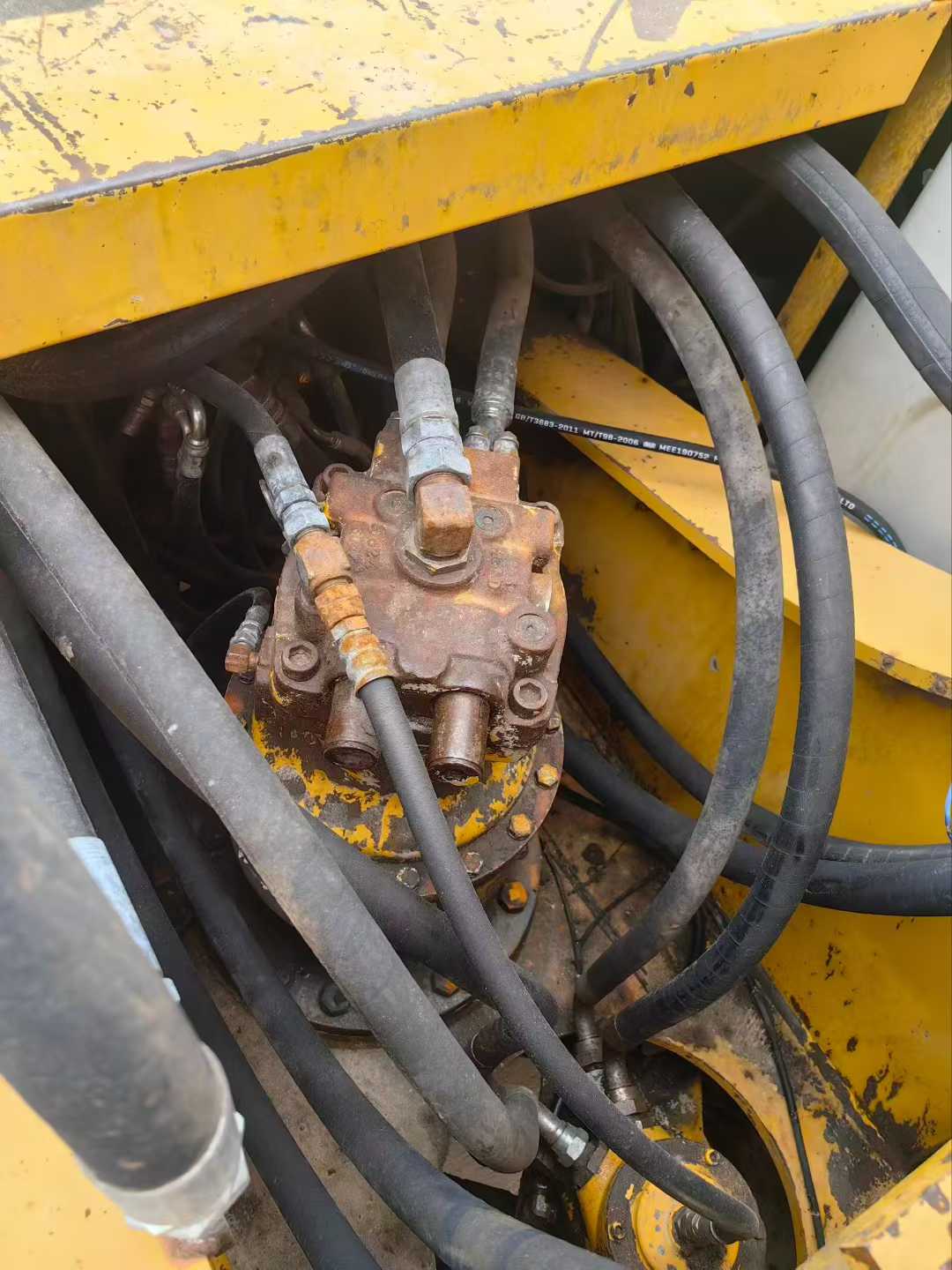 Used Kato HD820 Excavator 2016 Model / 4