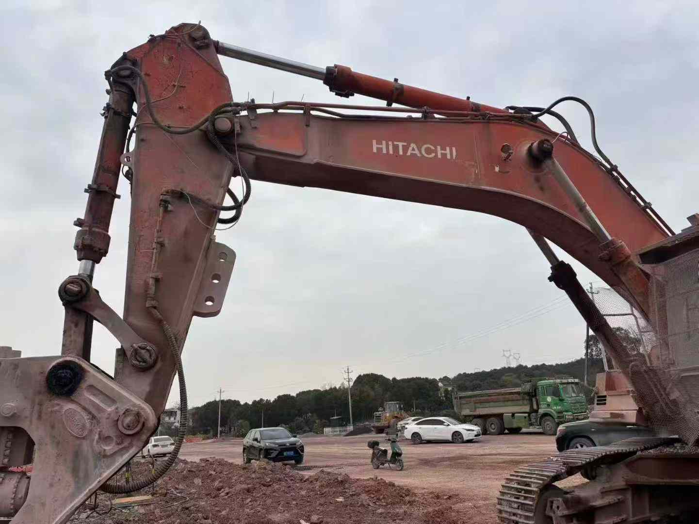 Used Hitachi ZX650 Excavator 2016 Model / 4