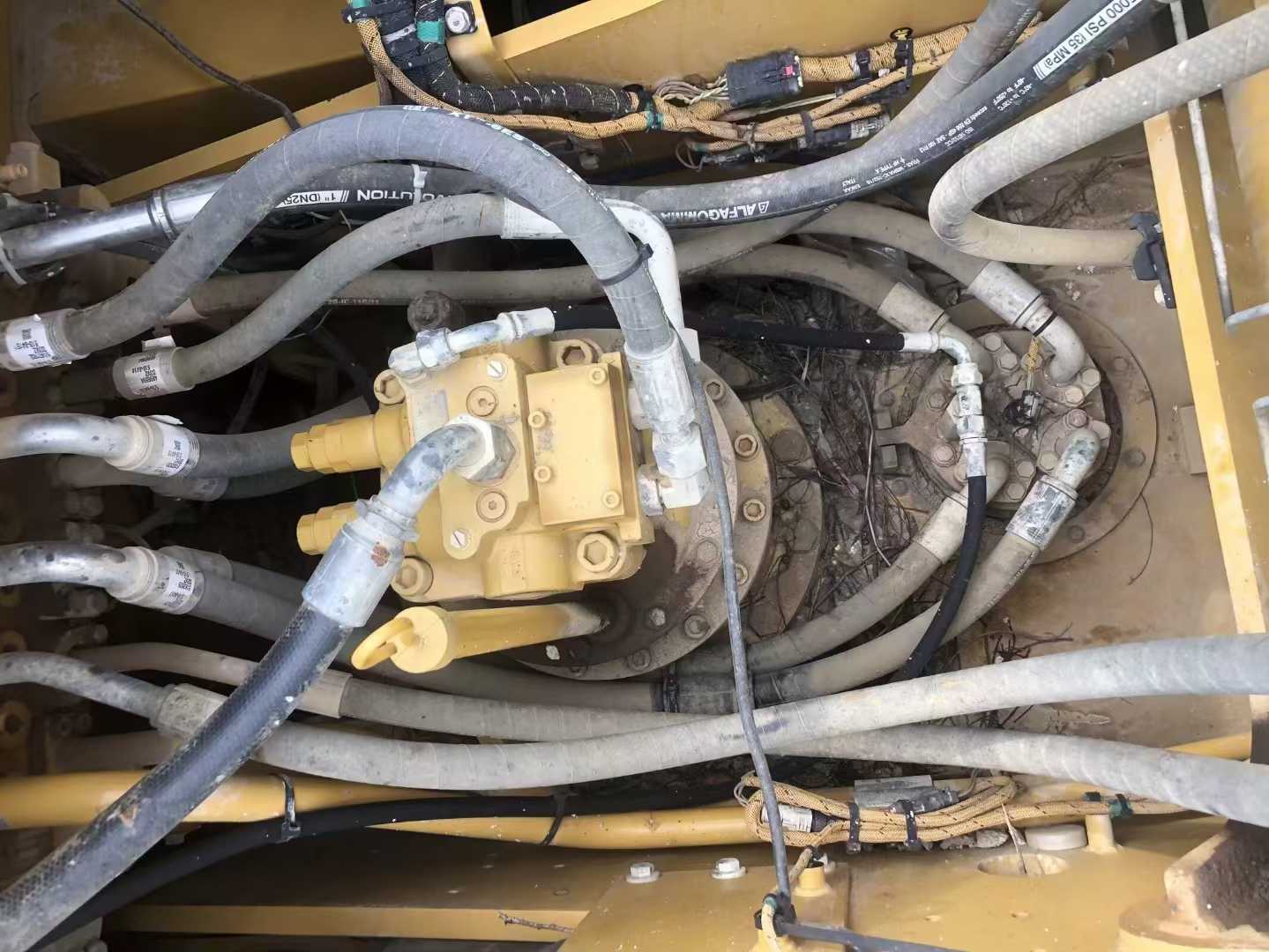 Used Caterpillar CT20 Excavator 2019 Model / 7