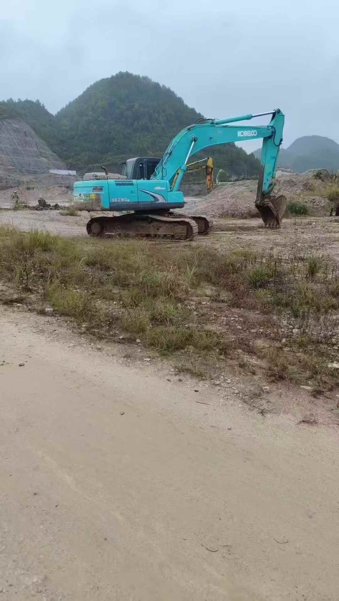 Used Kobelco SK250 Excavator 2016 Model / 2