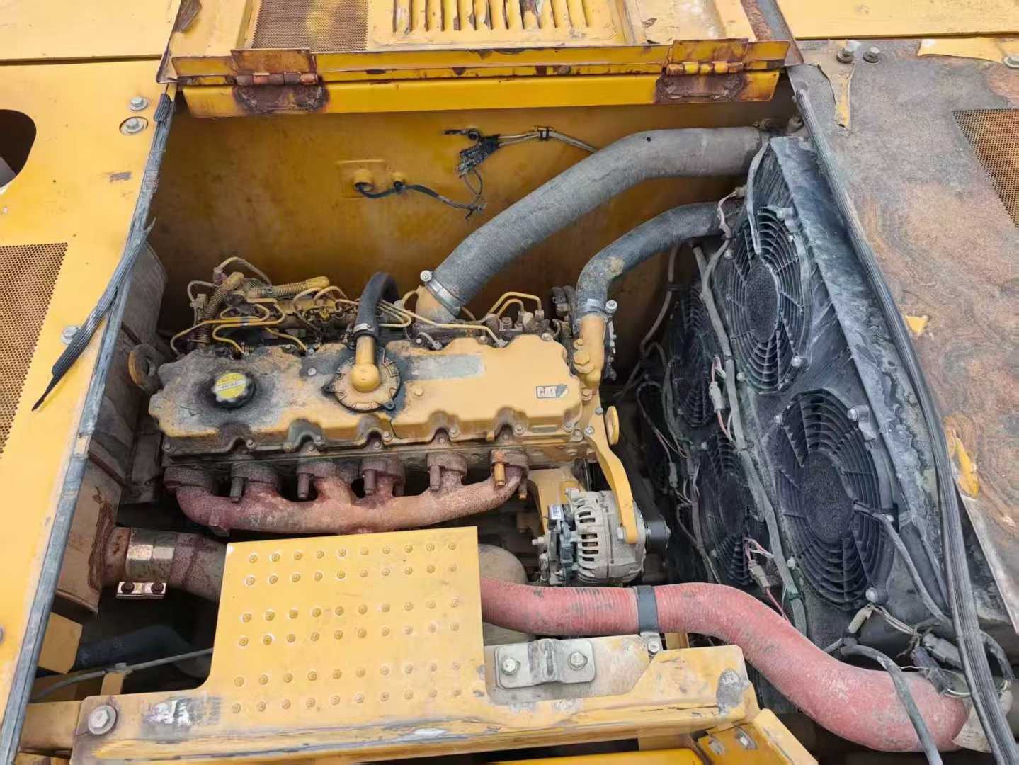 Used Caterpillar 330L Excavator 2019 Model / 4