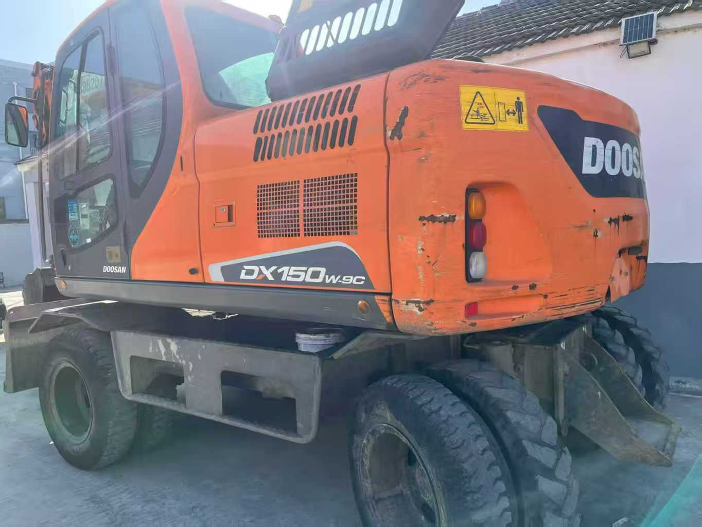 Used Doosan DX15 Excavator 2021 Model / 2