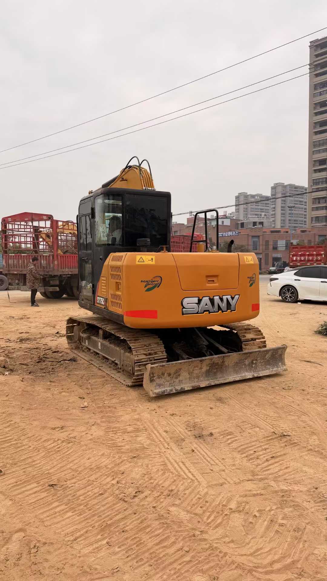 Used Sany SY75 Excavator 2016 Model / 4