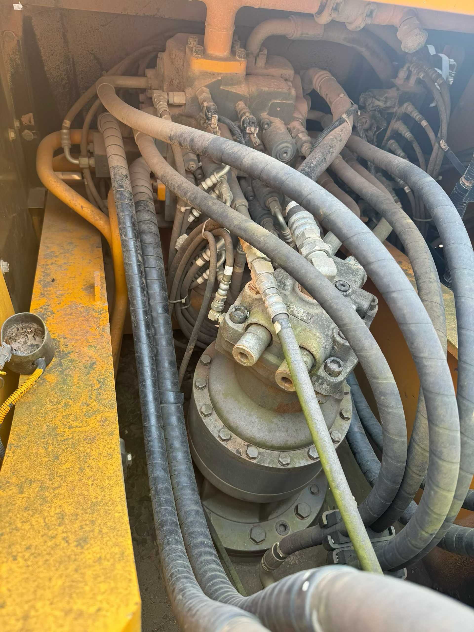 Used Kato HD820R Excavator 2017 Model / 5