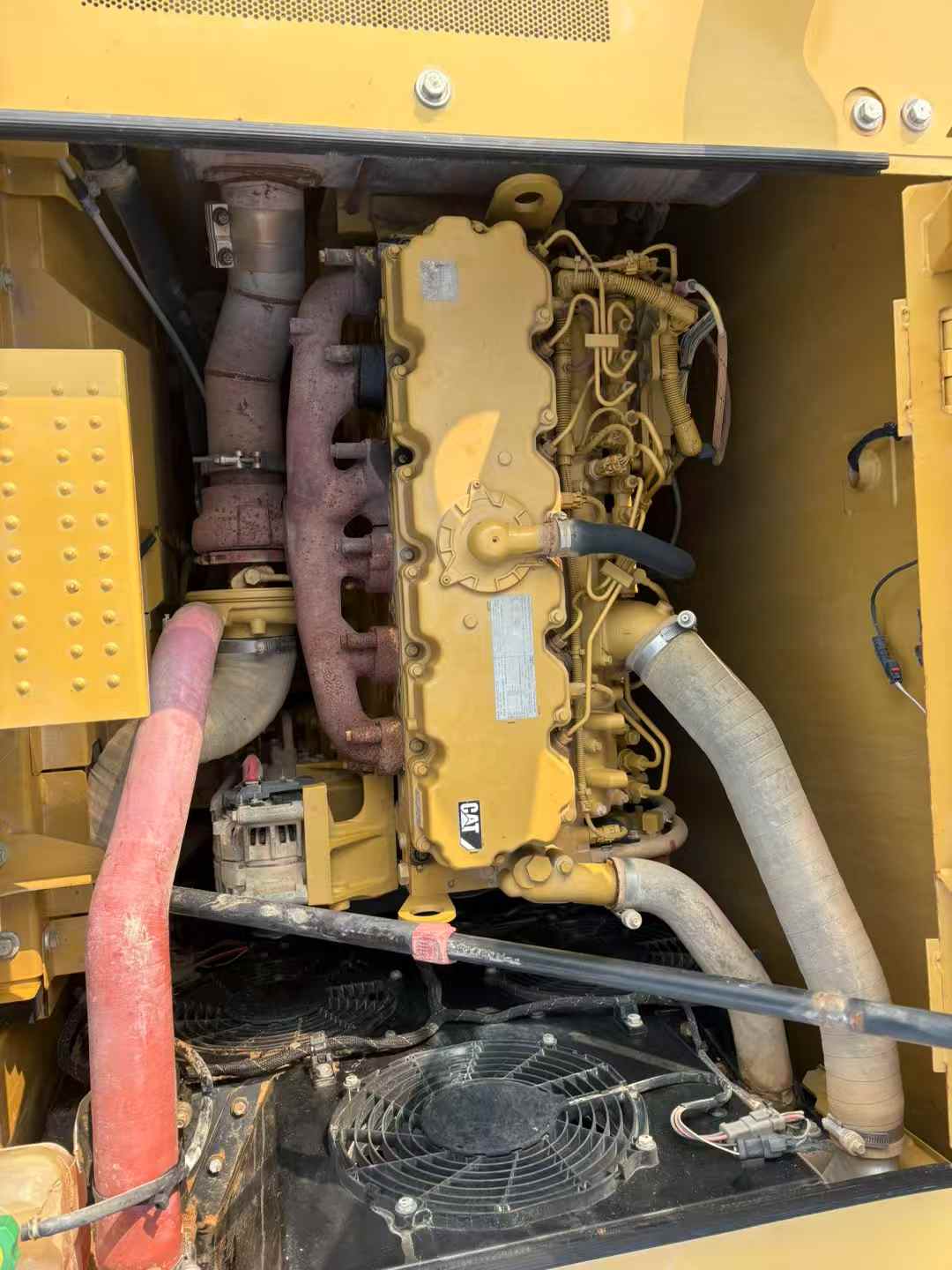 Used Caterpillar 323 Excavator 2018 Model / 5