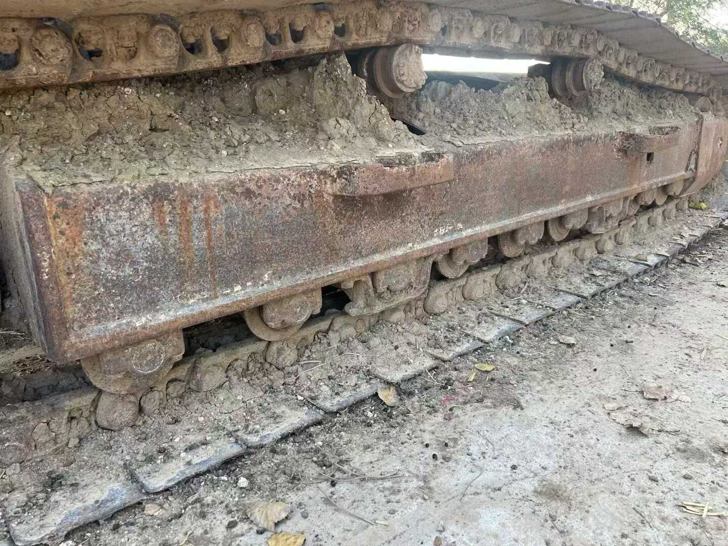 Used Komatsu PC210-8 Excavator 2011 Model / 9