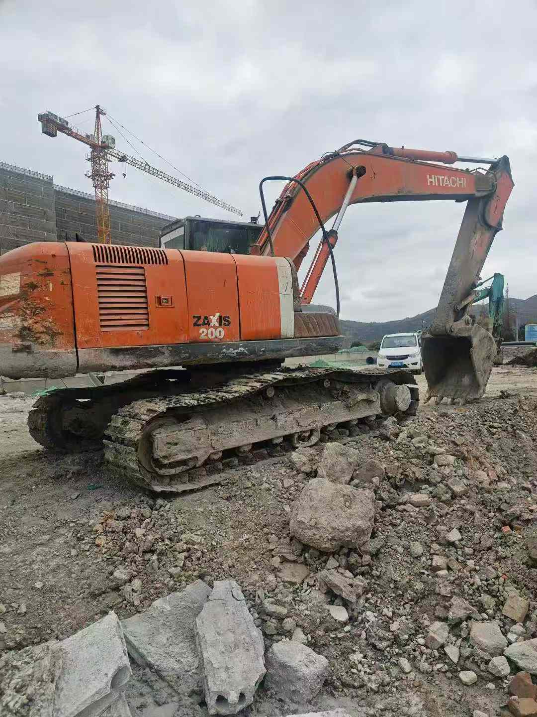Used Hitachi ZAXIS200 Excavator 2016 Model / 3