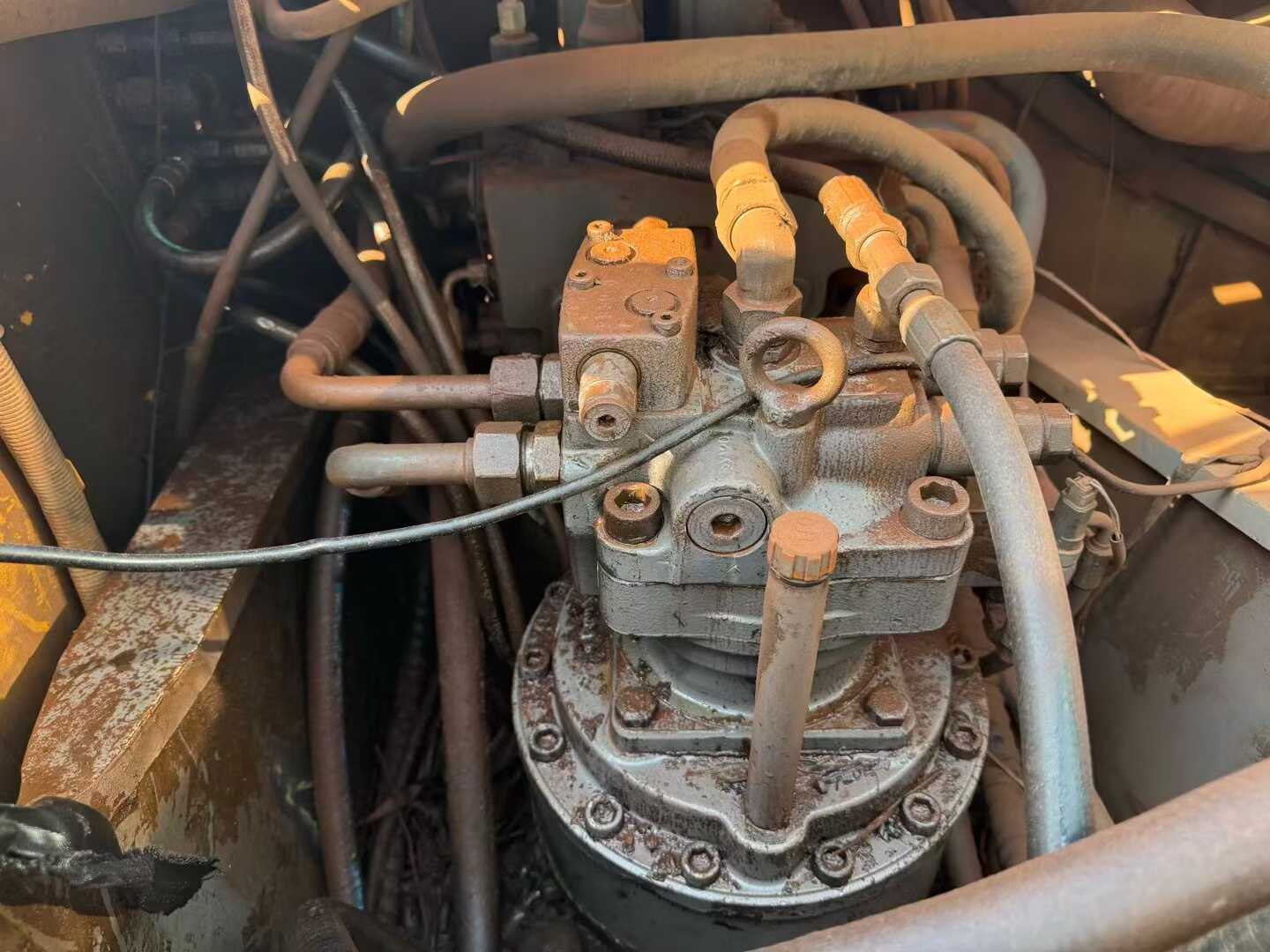 Used XCMG XE215CA Excavator 2014 Model / 7