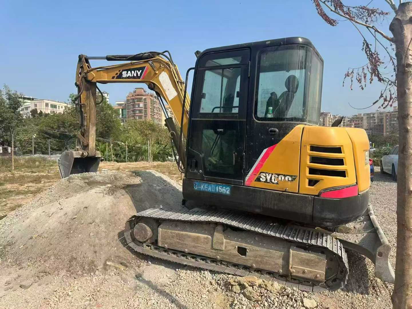 Used Sany SY60 Excavator 2020 Model / 3
