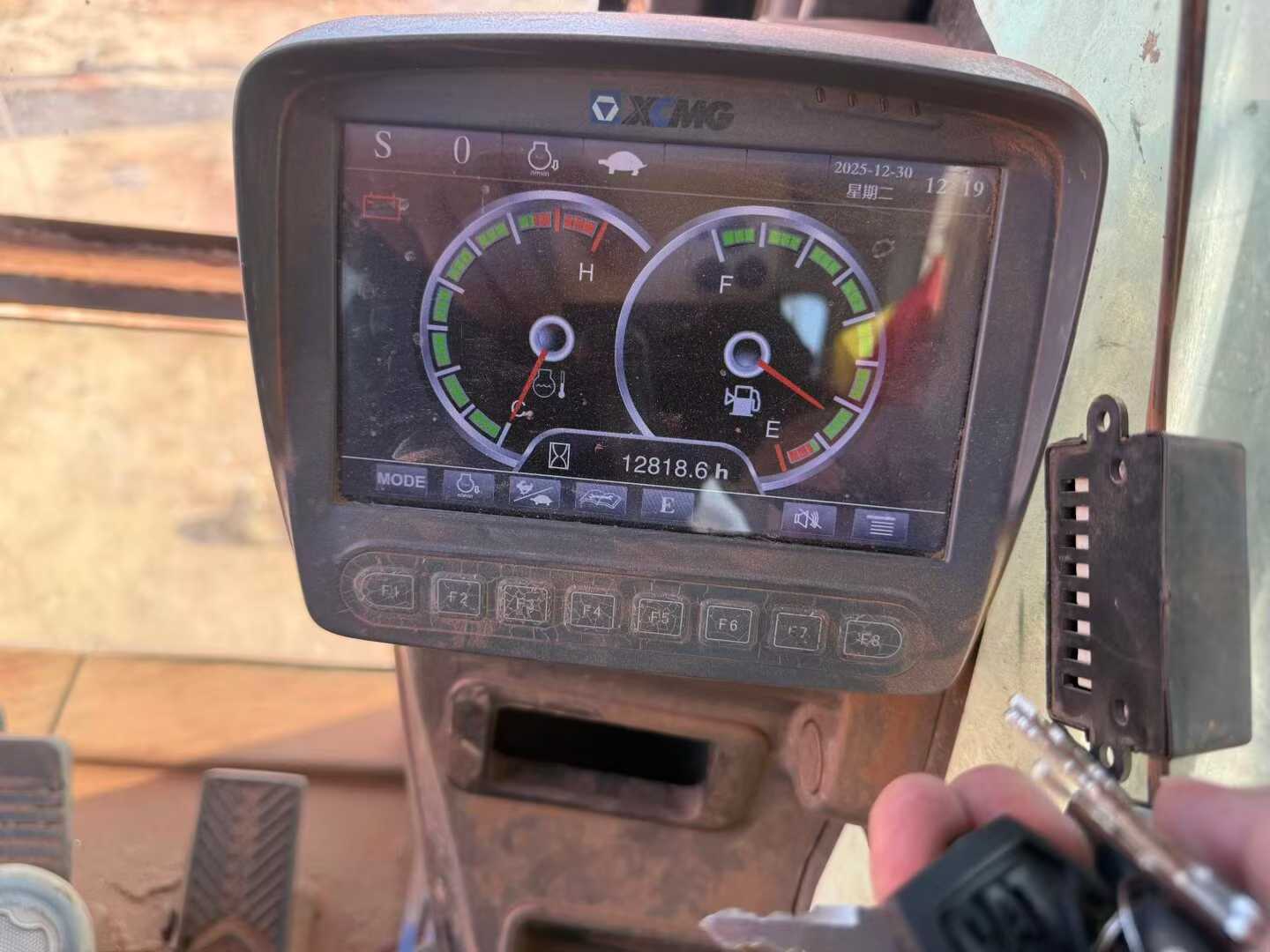 Used XCMG XE215CA Excavator 2014 Model / 9