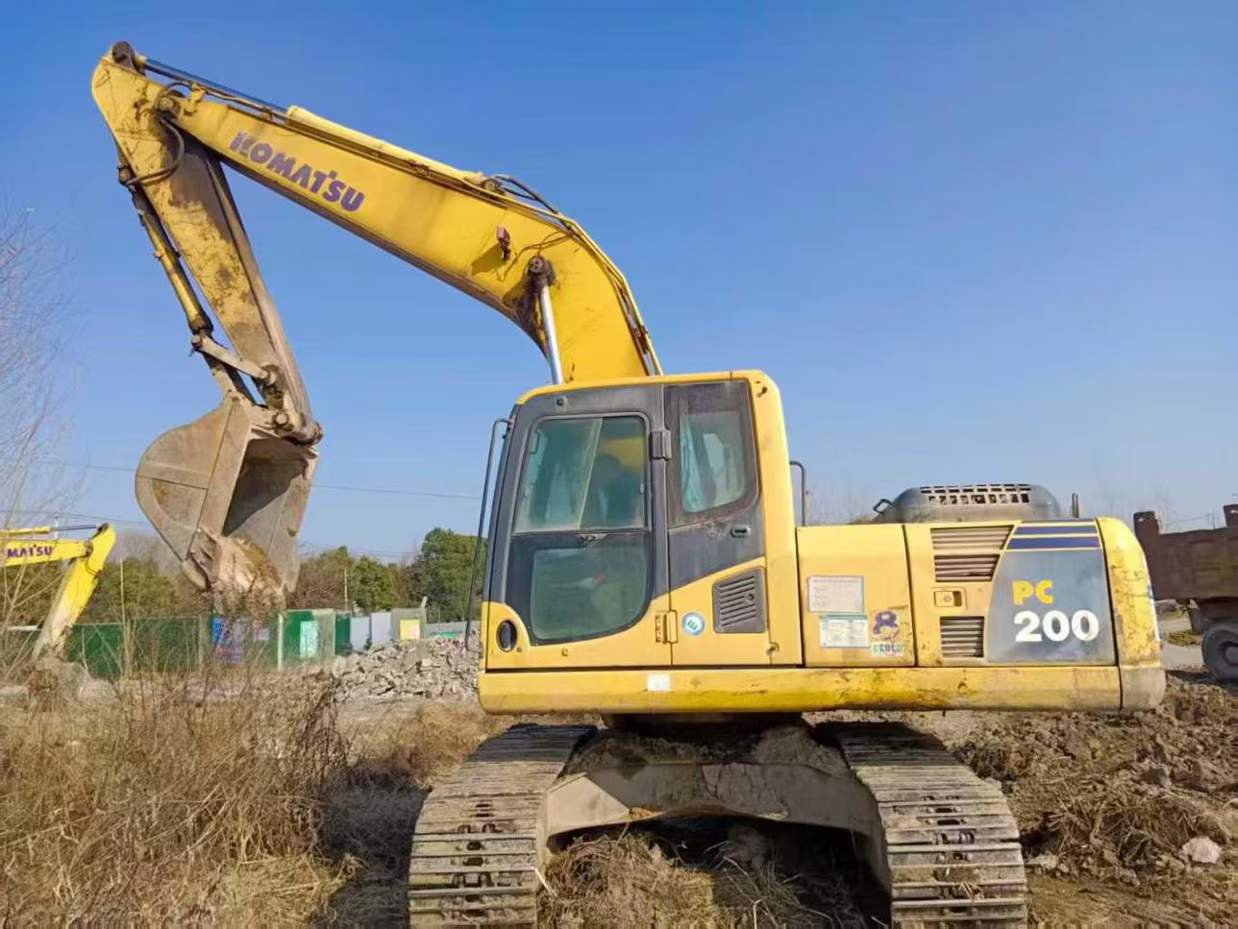 Used Komatsu PC200-8 Excavator 2012 Model / 2
